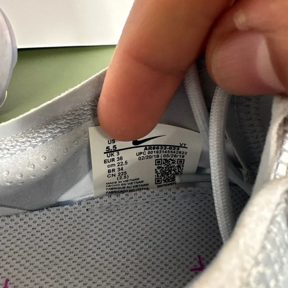 Nike Air VaporMax 2019 Shoes Womens Size 5.5 Gray Purple Running AR6632-023